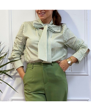 CAMISA COQUETE VERDE