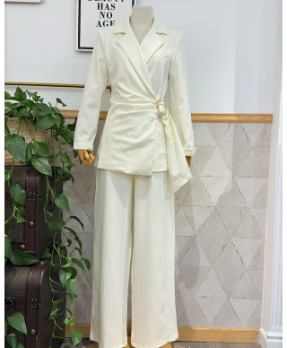 TRAJE MANUELA BLANCO ROTO