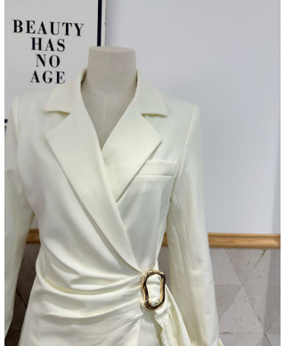 TRAJE MANUELA BLANCO ROTO