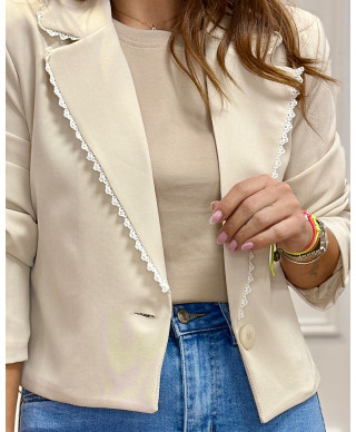 CHAQUETA CAMILA BEIGE