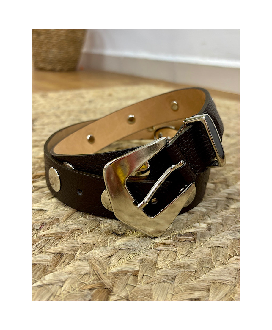 CINTURON TACHAS MARRON