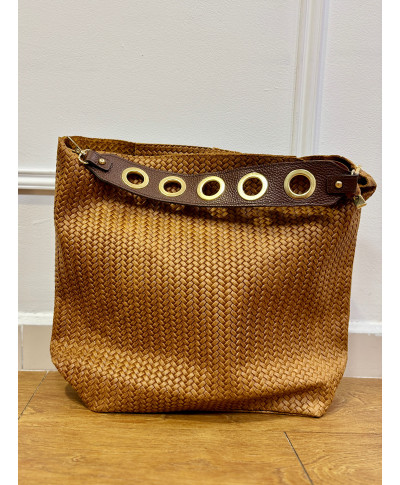 BOLSO SHOPPER TRENZADO CAMEL