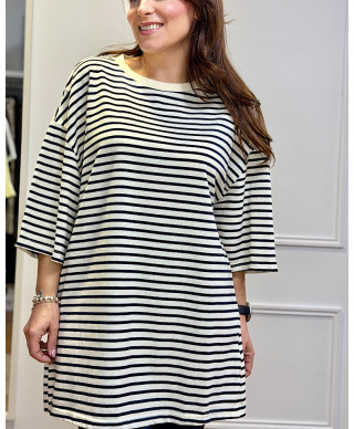CAMISETA DE RAYAS OVERSIZE