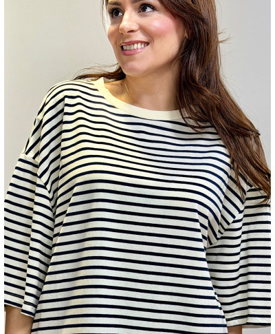 CAMISETA DE RAYAS OVERSIZE