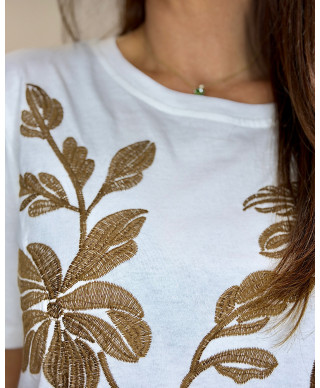 CAMISETA BORDADA FLORAL