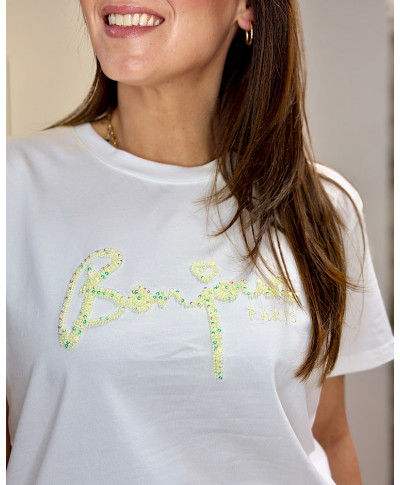 CAMISETA BORDADA “BONJOUR CHIC”BLANCA