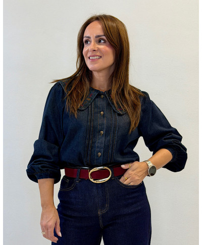 CAMISA MAËLLE · CUELLO BORDADO · DENIM OSCURO