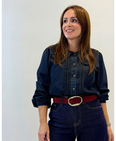 CAMISA MAËLLE · CUELLO BORDADO · DENIM OSCURO