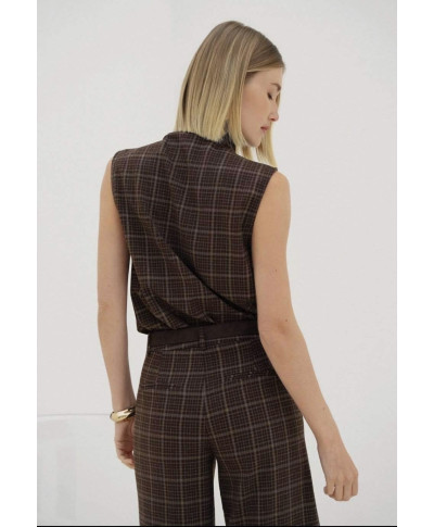 TOP LIA · MARRON