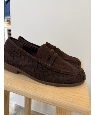 MOCASINES BELLAMY · EFECTO ANTE TRENZADO · CHOCO