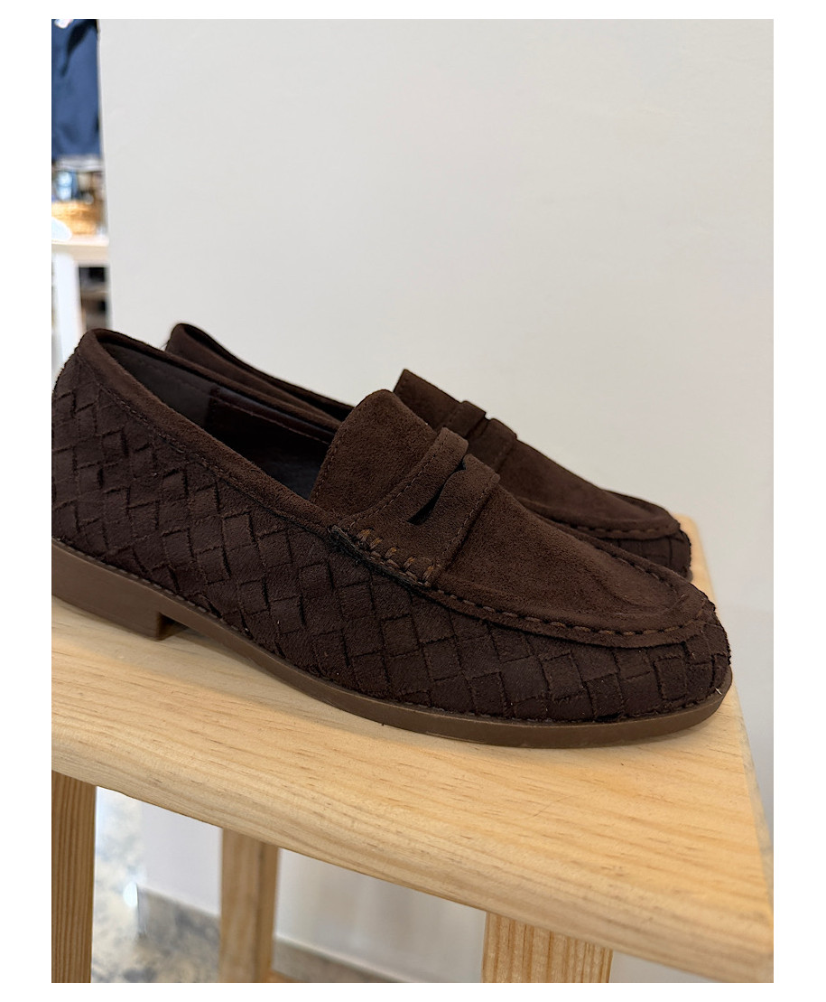 MOCASINES BELLAMY · EFECTO ANTE TRENZADO · CHOCO