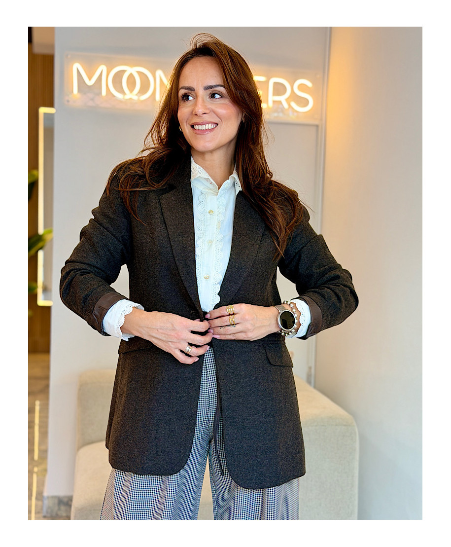BLAZER NATALIA · CLÁSICO· MARRON